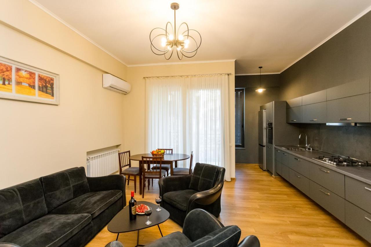 New!-Downtown Apartment Ll ティビリシ エクステリア 写真